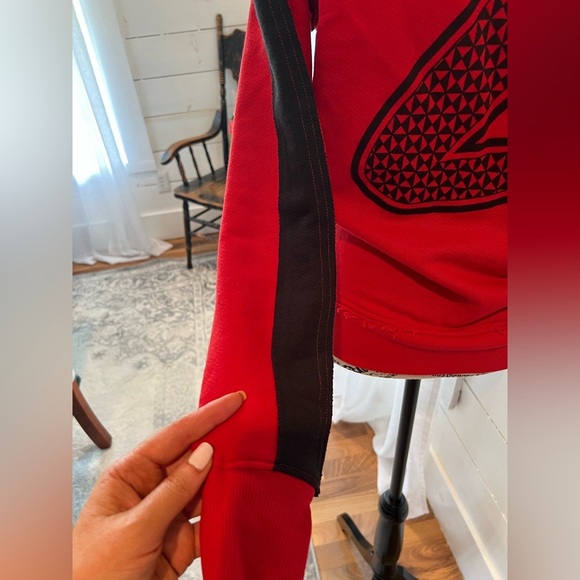 Zumba Fitness Red & Black Women's Jacket, XS, extra suave, EUC, distressed - Picture 6 of 10